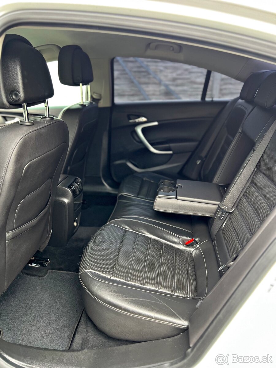Opel Insignia 2.0 CDTI 160k Edition A/T - 12