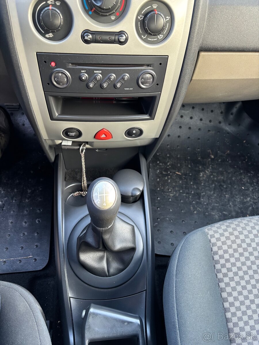 Renault Megane II - 12