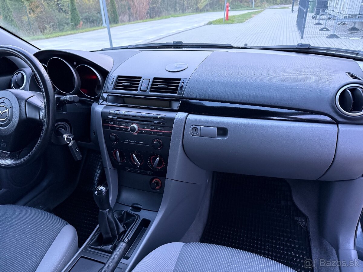 Mazda 3 Benzin - 12