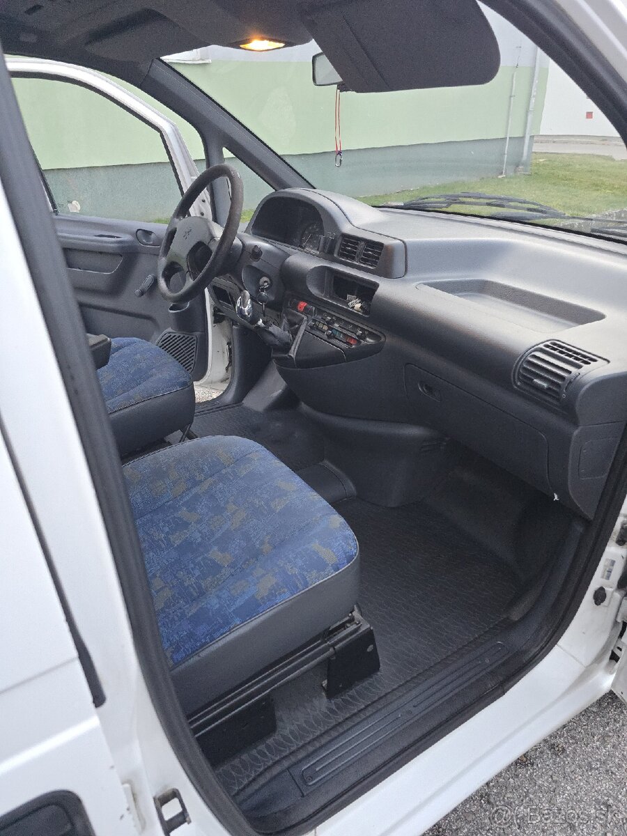 Peugeot expert 1.9TD - 12