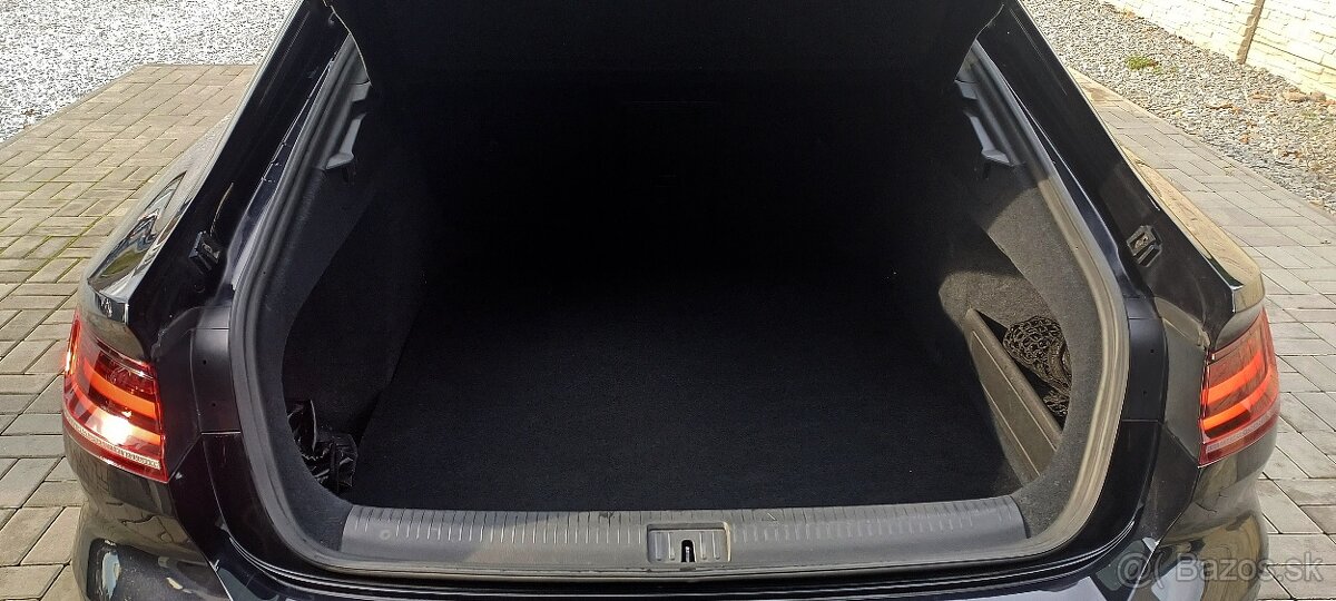 Volkswagen Arteon 2.0 TDI R-Line 4MOTION DSG Možný Leasing - 12