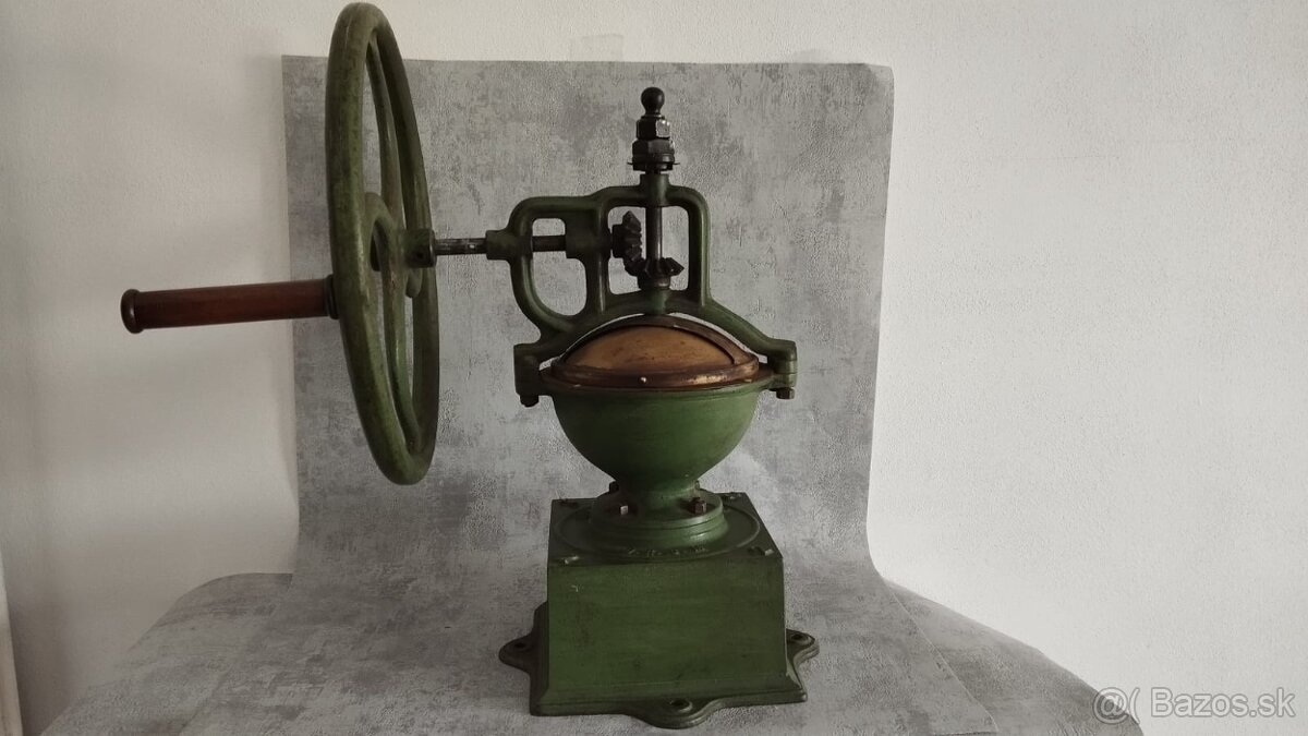 Kupecký mlyncek na kávu Leinbrock IDEAL no.2 s rumpálem - 12