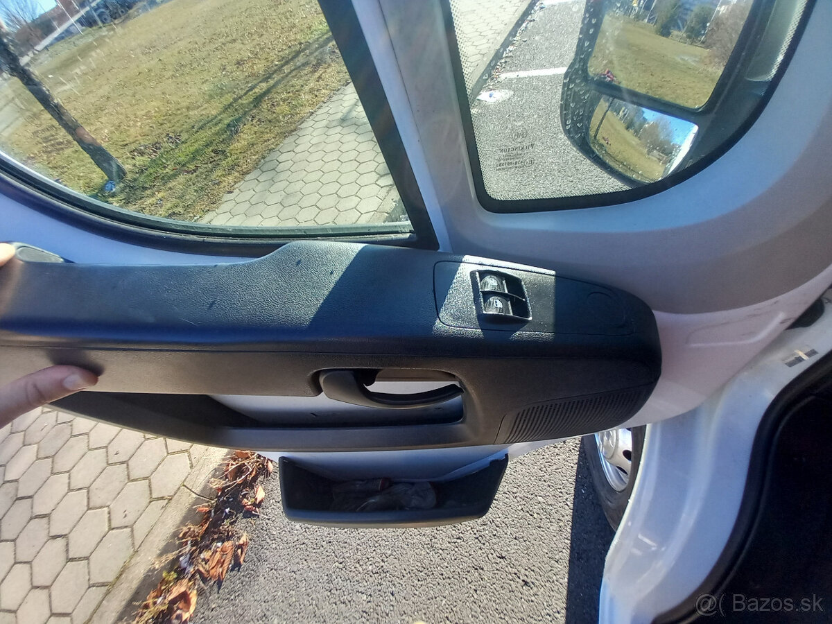 Fiat Ducato trojstranny Vyklapac-7miestny - 12