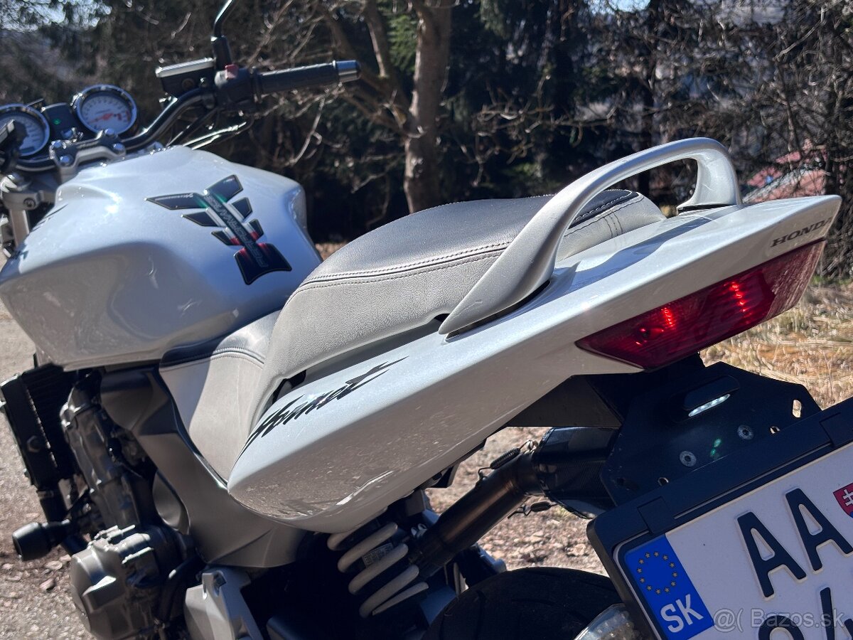 Honda Hornet 600 - 12