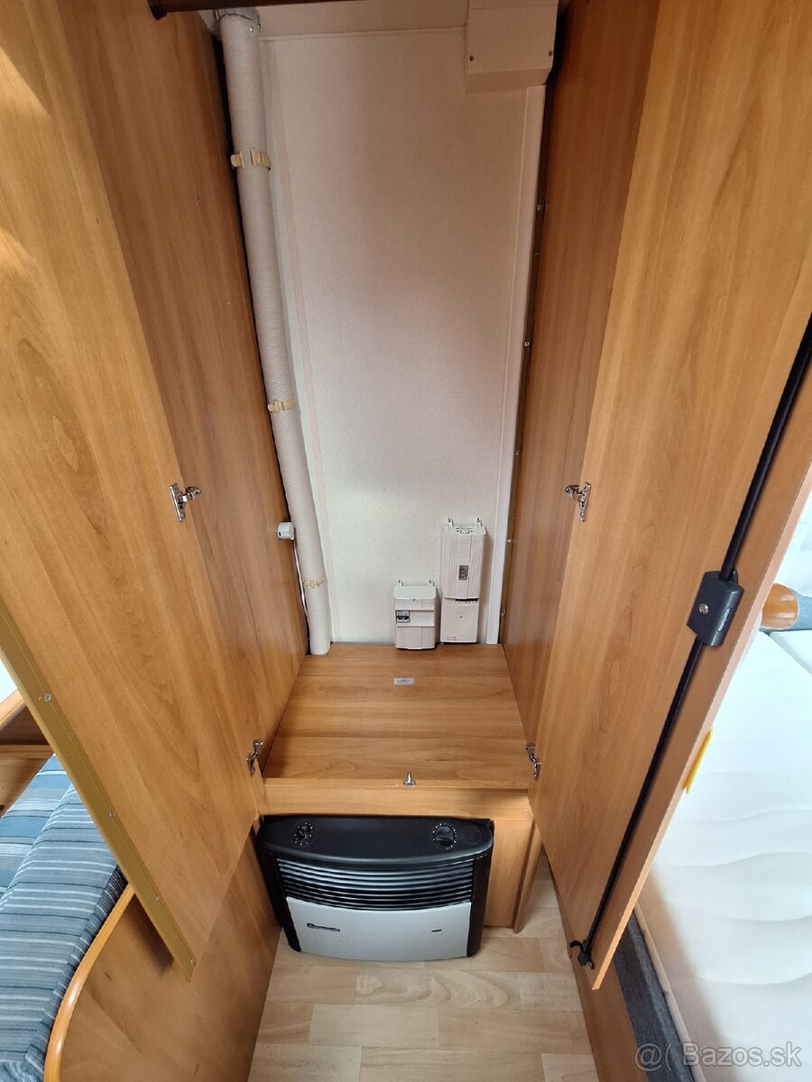 Obytný príves - 12