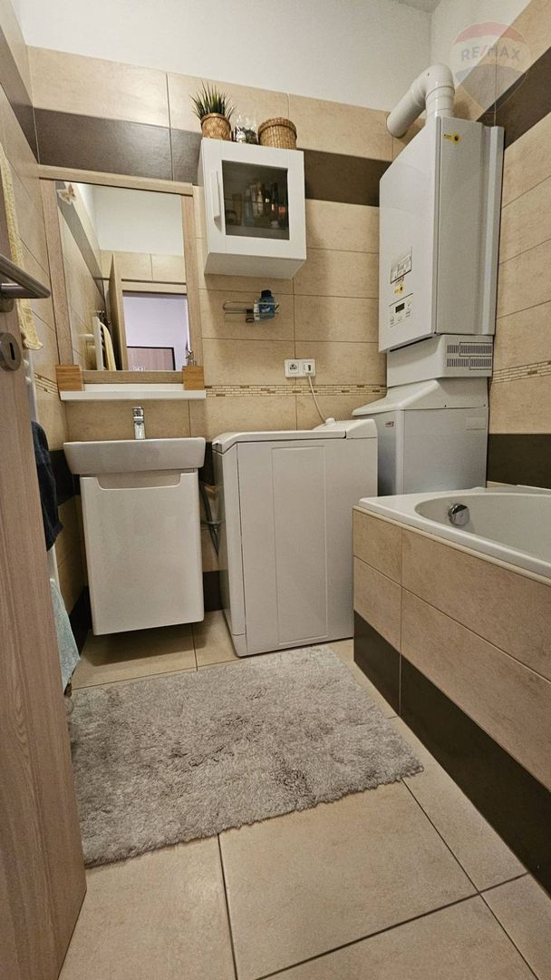 2izb.byt s vlastným kúrením, klímou a garážou - 12