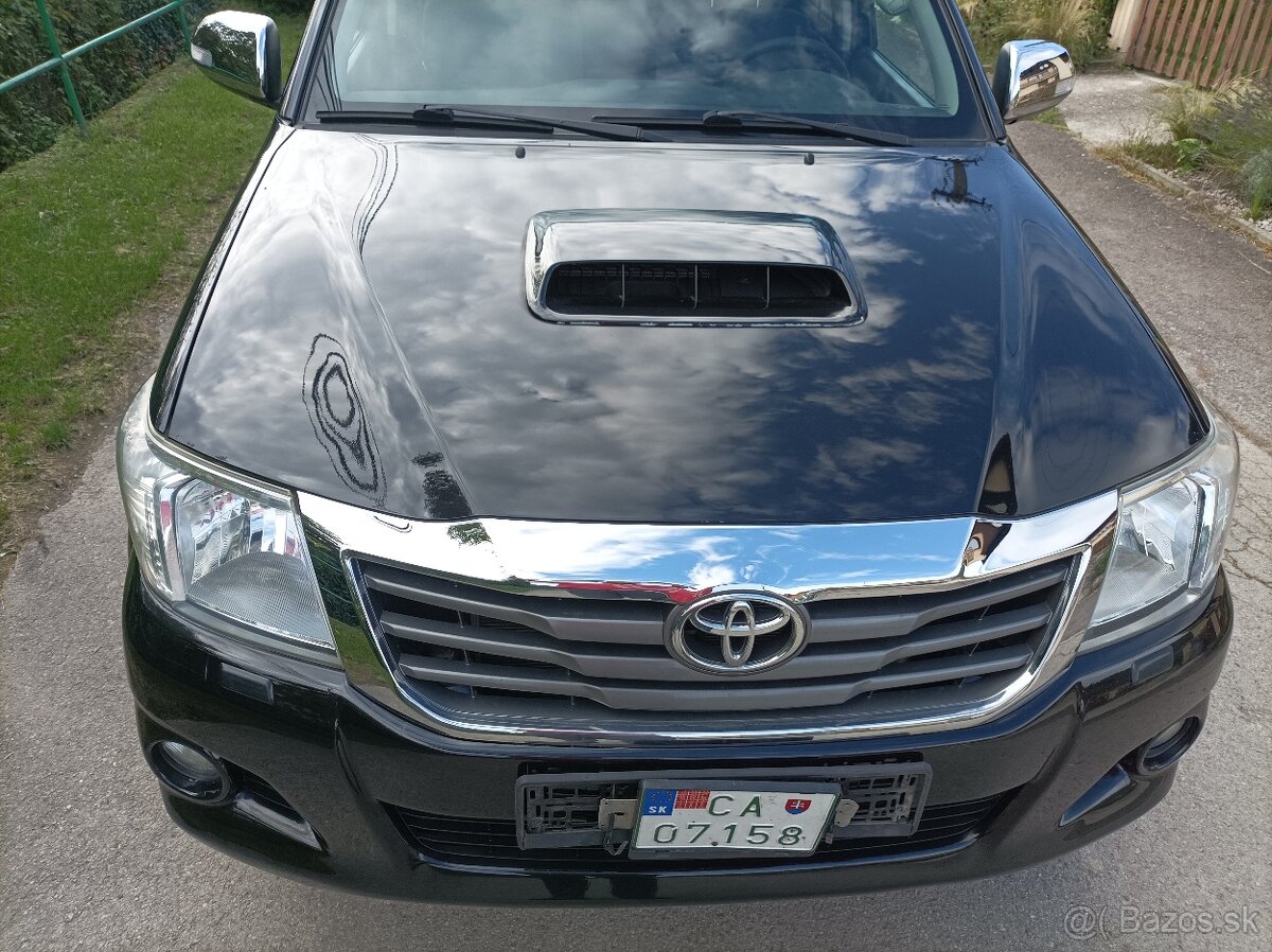 toyota Hilux 3.0 4x4 - 12