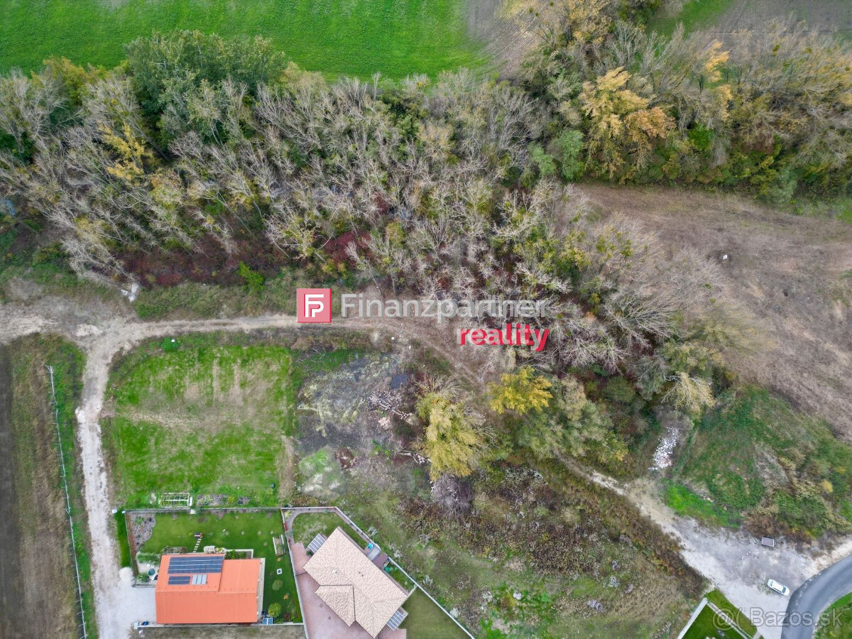 Na predj 3x stavebné pozemky v tichej lokalite - 12