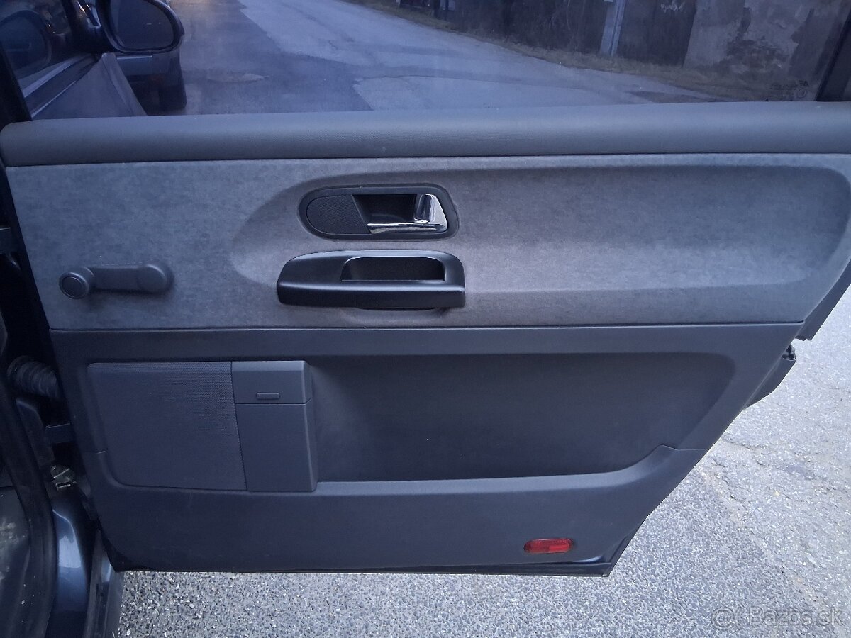 Volkswagen sharan 1.9tdi 7miestne - 12
