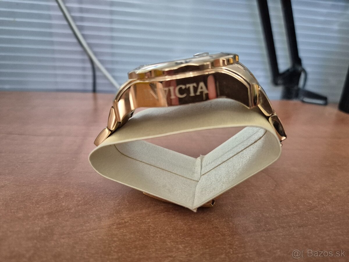 Panske hodinky INVICTA - 12
