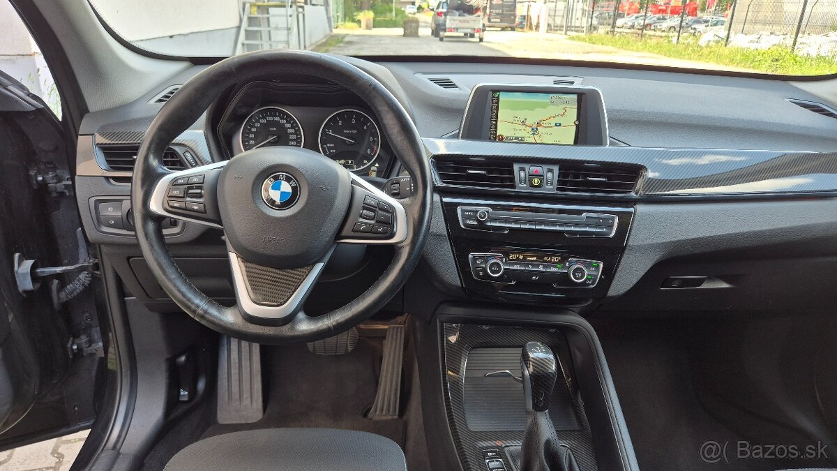 BMW X1 xDrive 20d xLine A/T - 12