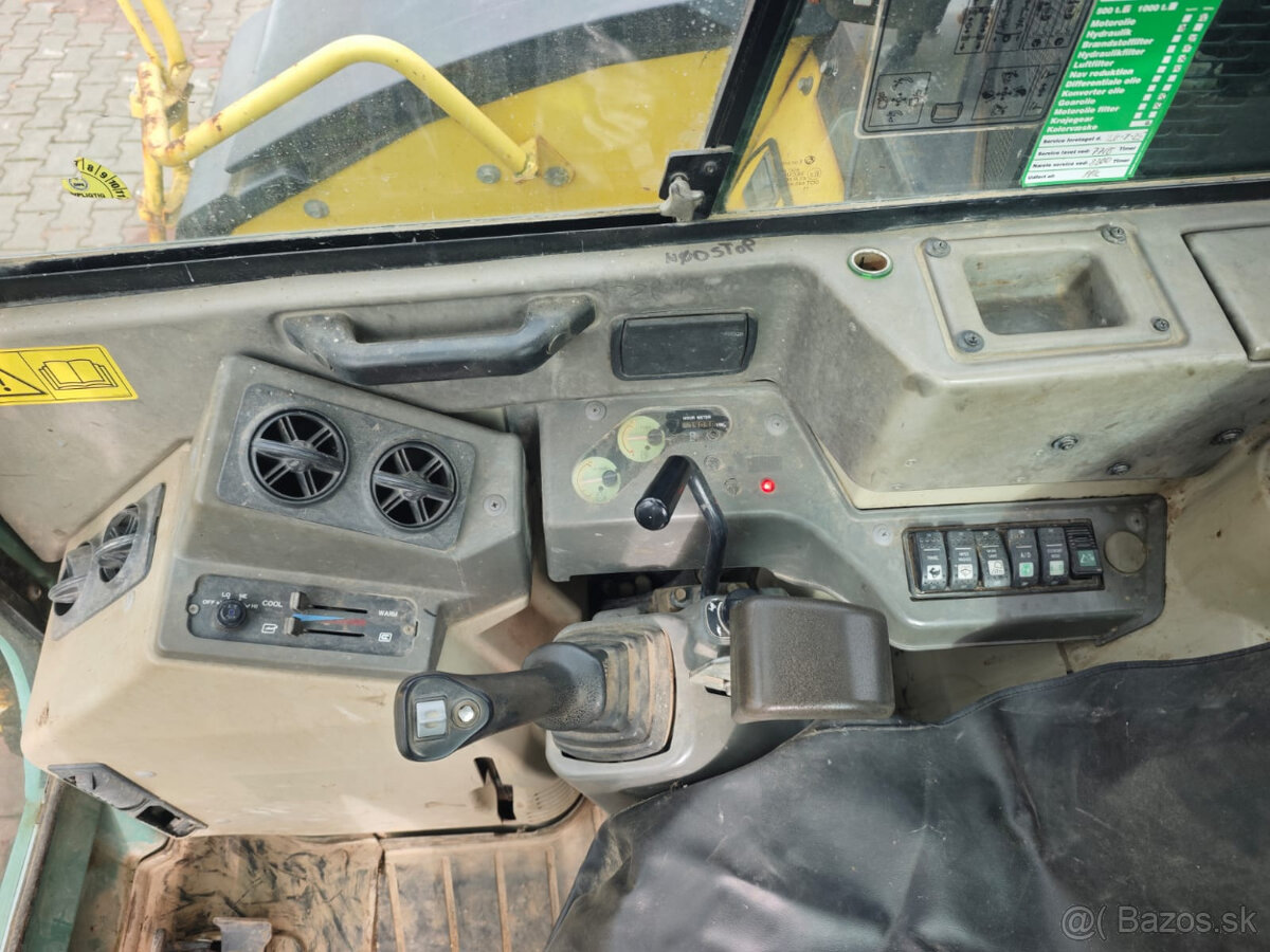 Pásový bagr Yanmar VIO 80-U r.v2012 Volvo ECR88 CAT 308 - 12