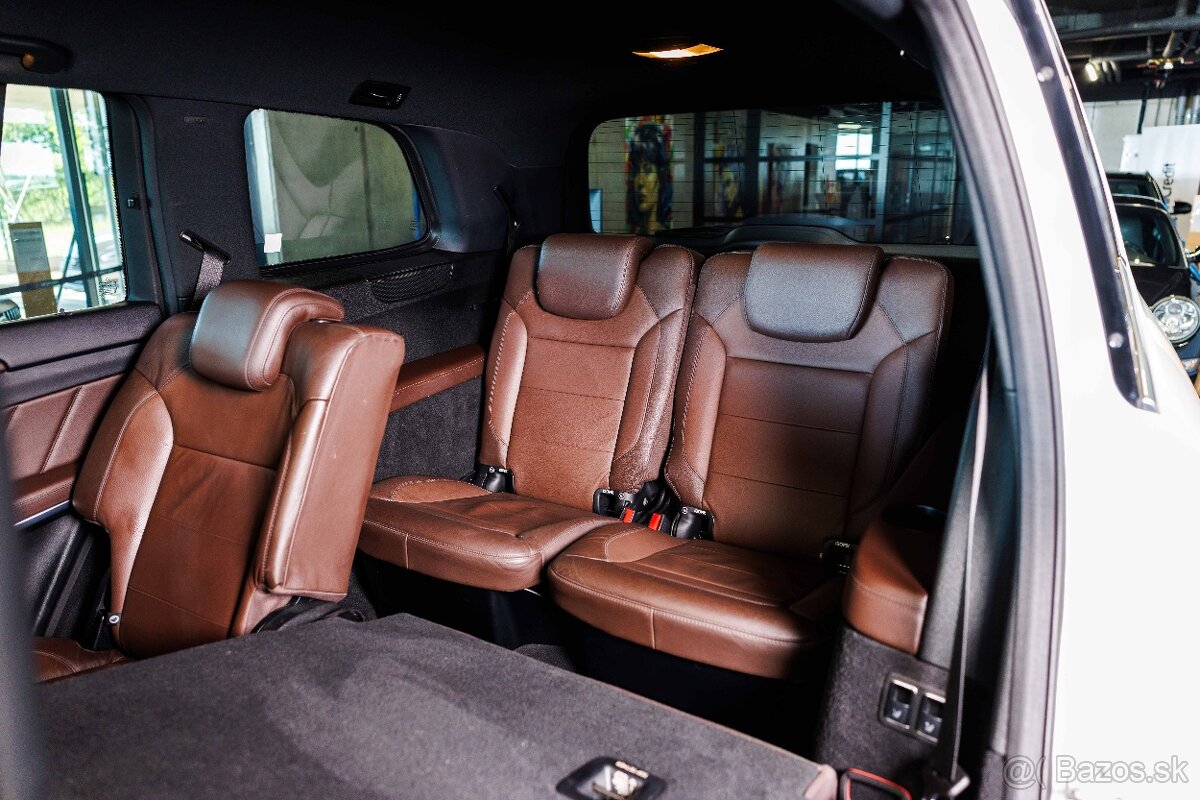 Mercedes-Benz GL 500 4MATIC - 12