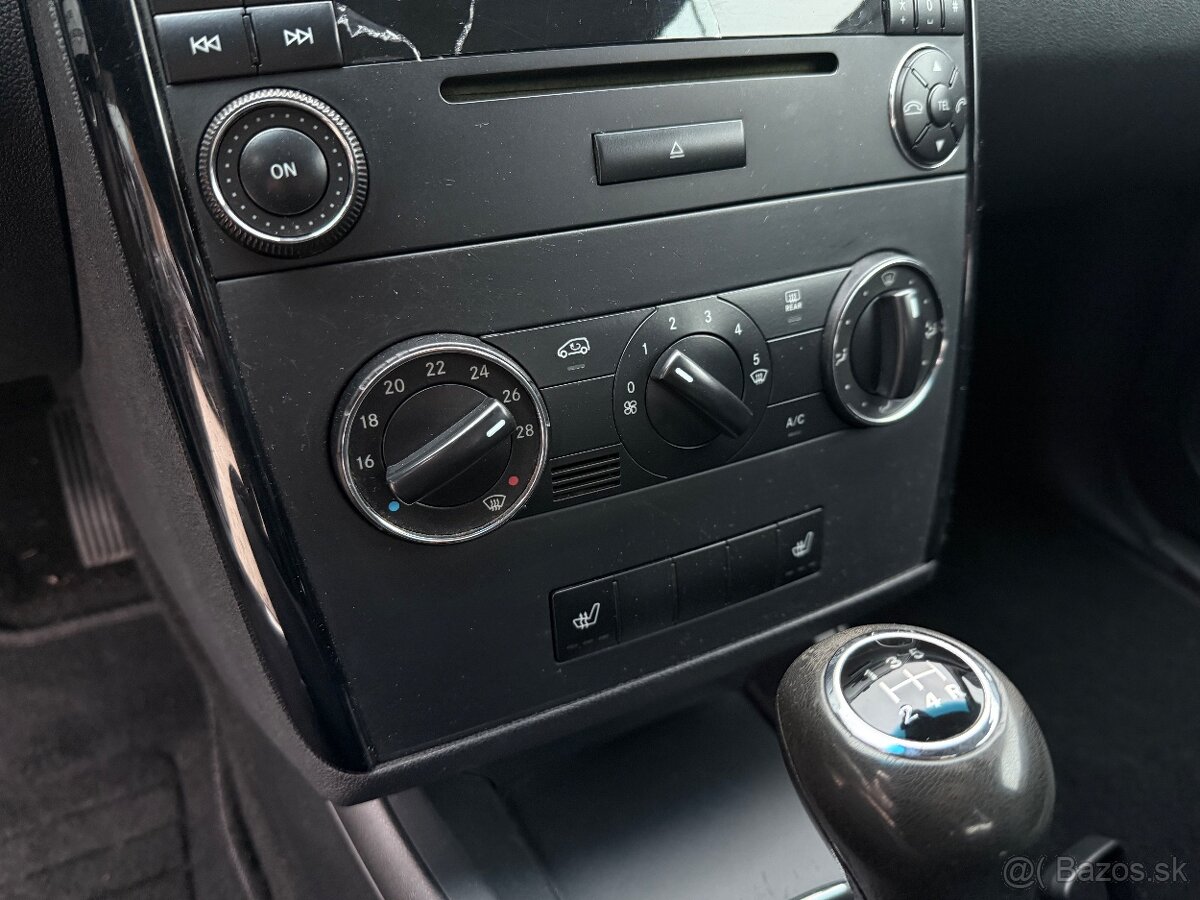 Mercedes A150 Elegance STK/EK SK ŠPZ - 12