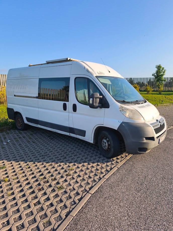 Obytná dodávka - 12