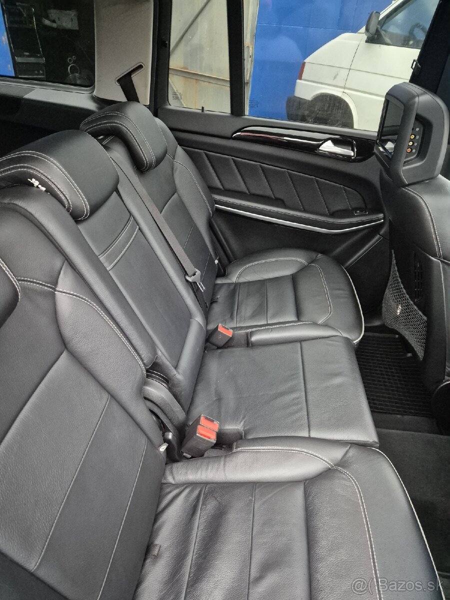 Mercedes Benz GL 350 CDI - 12