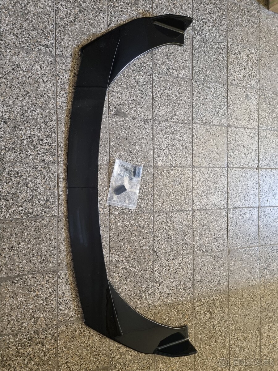 SPOJLER POD PREDNÝ NÁRAZNÍK LIPKO NA NARAZNIK - 12