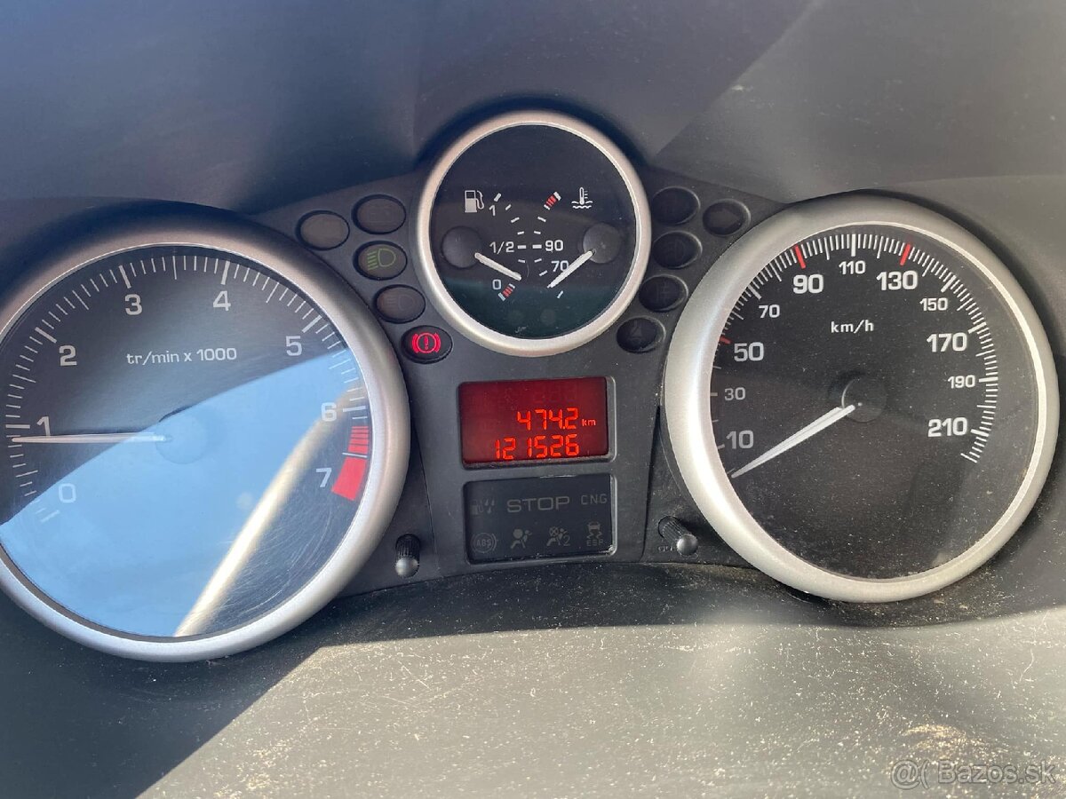 Peugeot 206+ 1.1 Magic - 12