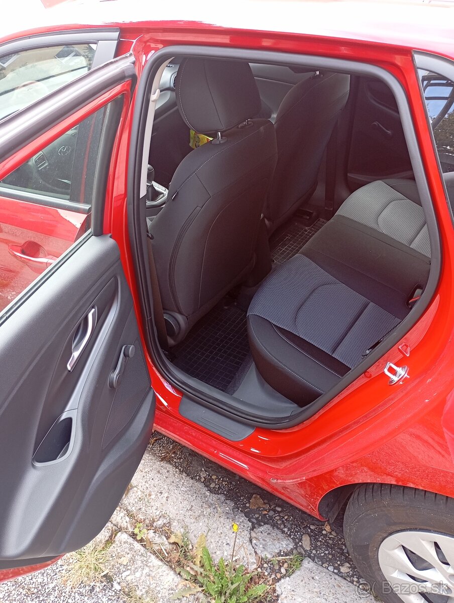 Hyundai i30 classic - 12