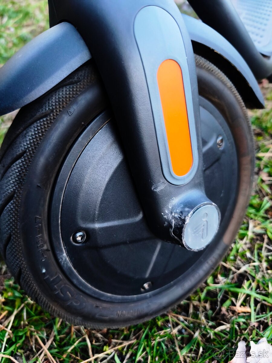 Ninebot Kickscooter F30E - 12