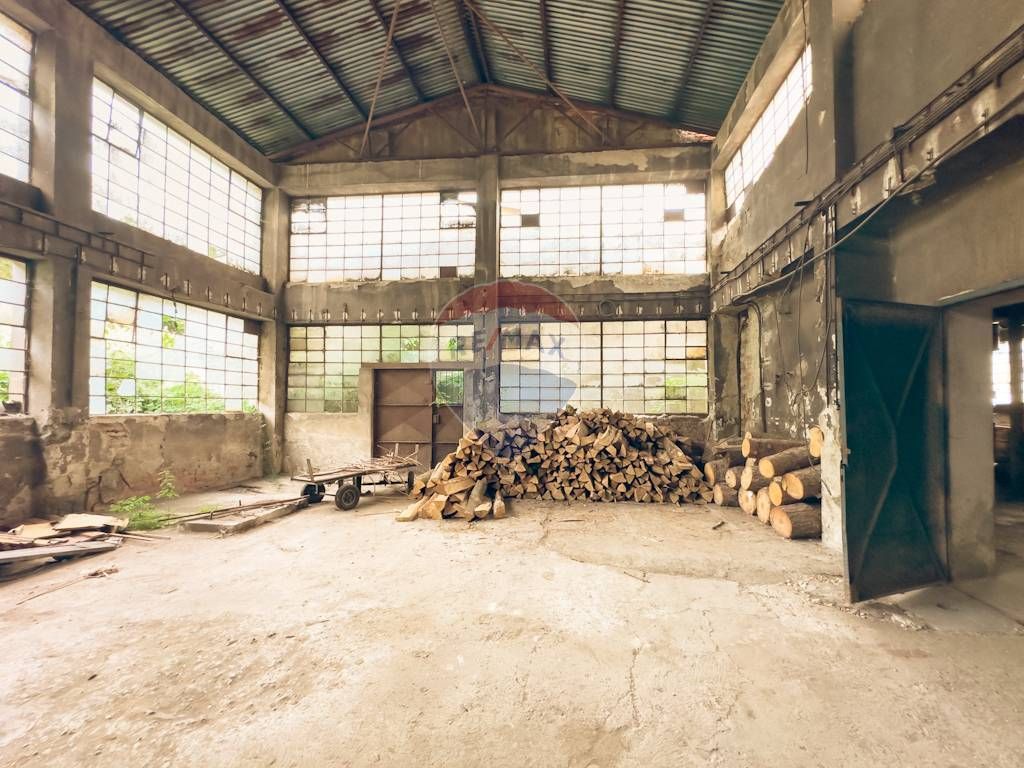 Výrobno skladovací areál SANDRIK Štós s fungujúcou výrobou- - 12