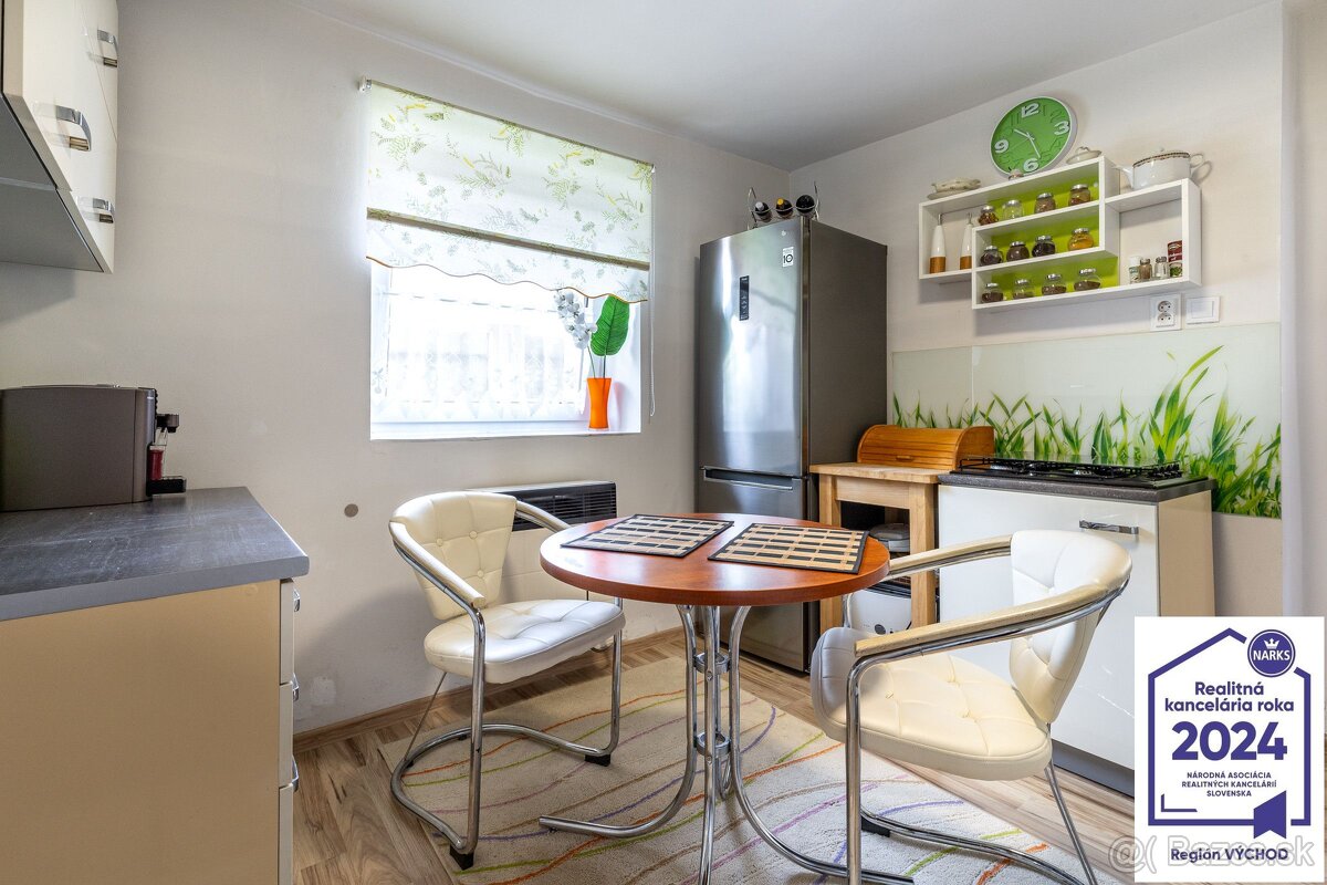 Dvojpodlažný rodinný dom, Medzev - 12