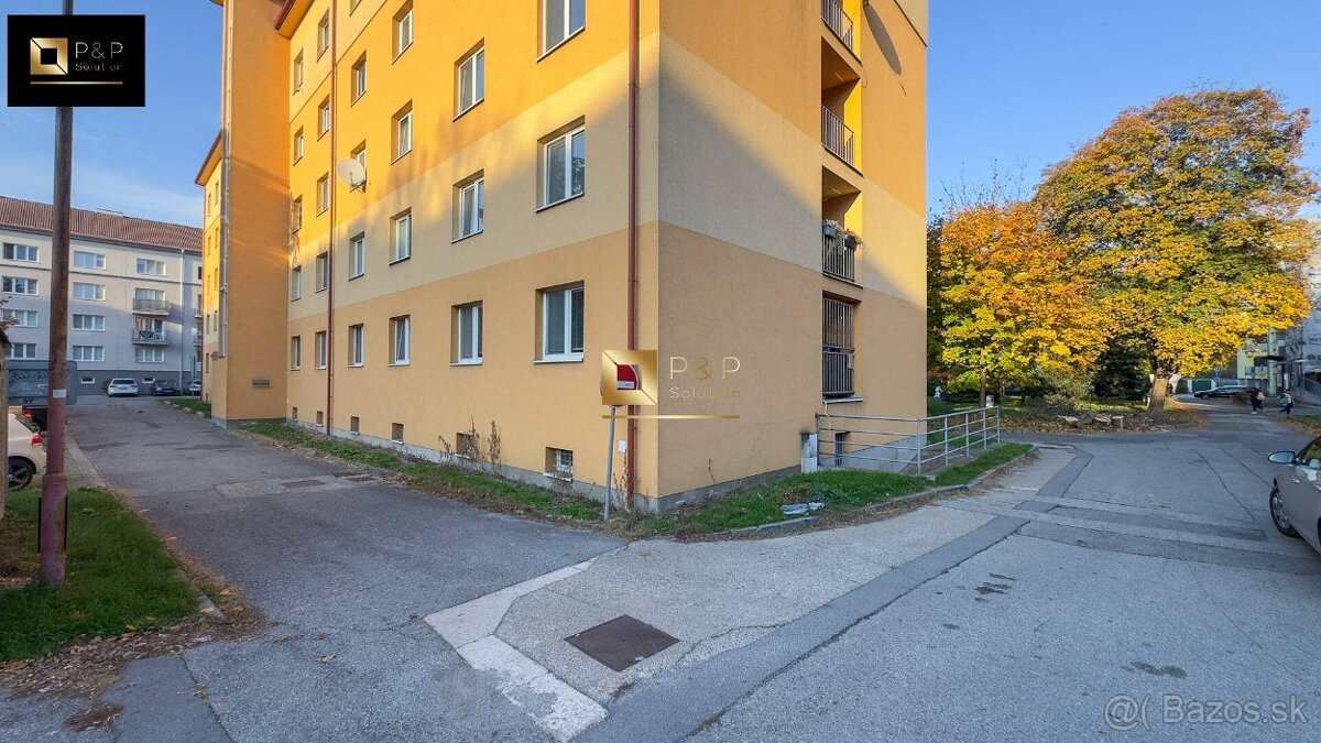 NA PRENÁJOM – Štýlový 3-izbový podkrovný byt blízko centra – - 12