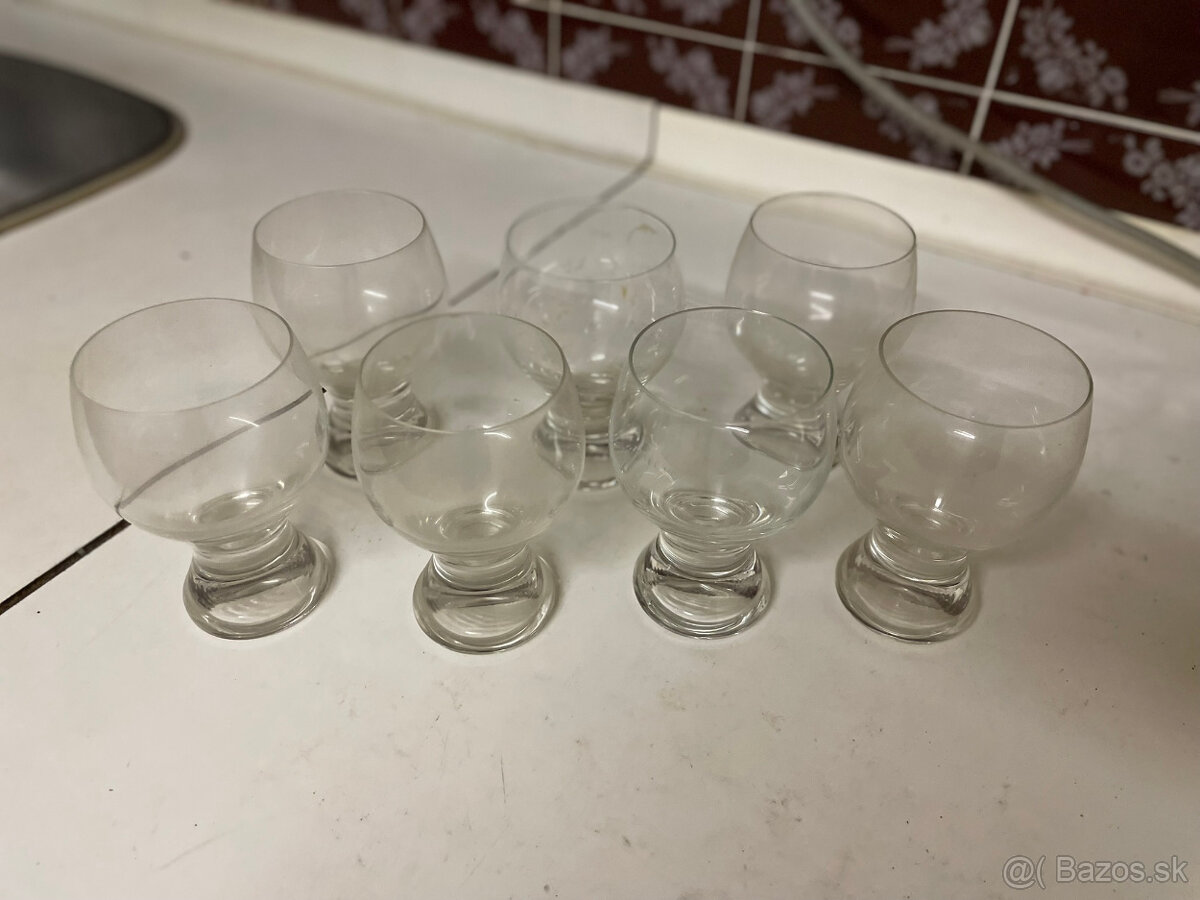 Darujem poháre - 12