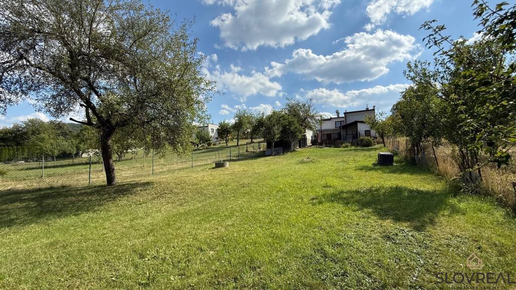 SLOVREAL - Predaj rodinný dom kúsok od mesta Žarnovica v obc - 12