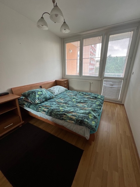 3 izb. byt v Lamači, HEYROVSKÉHO ul. - 12