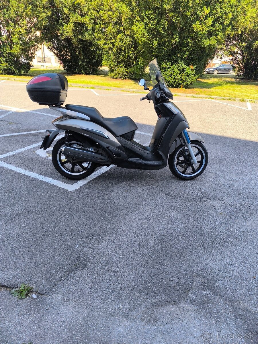 Predám skúter Peugeot Geopolis 125 11 kw - 12