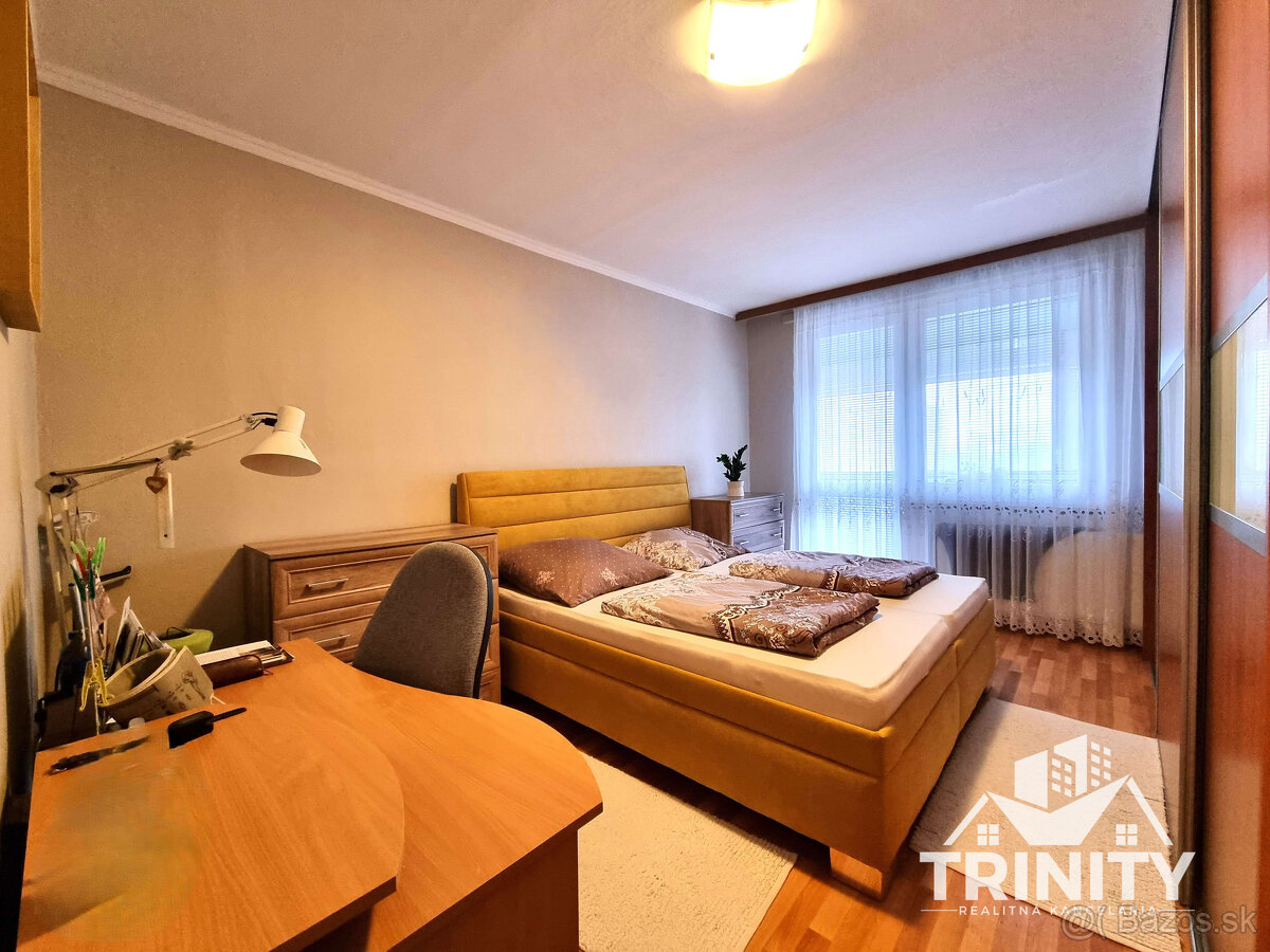 Na predaj veľký 3-izbový byt s balkónom v meste Nové Zámky - 12