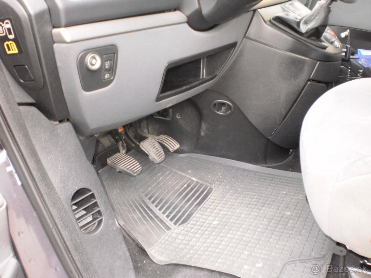 FIAT ULYSSE 2,0 TDI, 100kW, M6, r.09, 8 miestny - 12