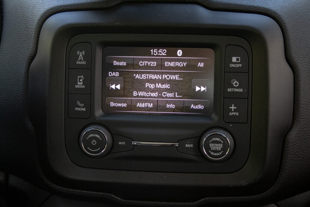 Jeep Renegade 1.0 GSE NightEagle 88kW - 12