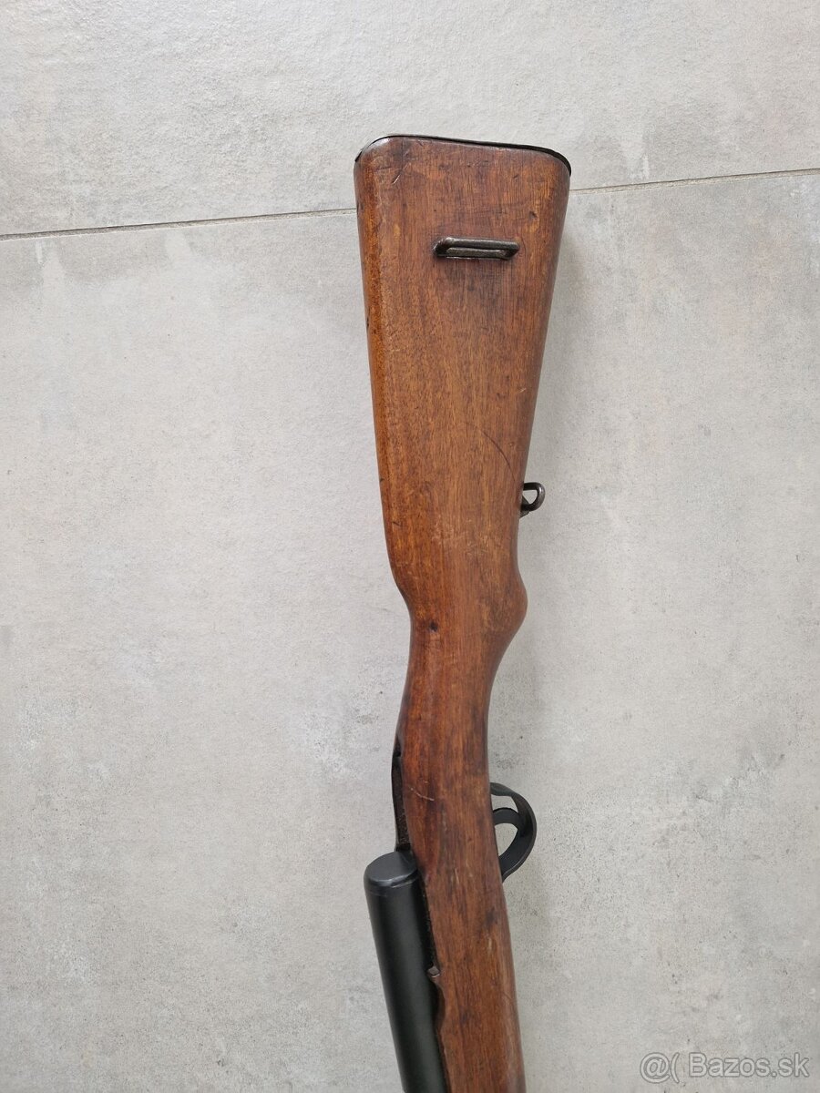 Puška len ako dekorácia - 12