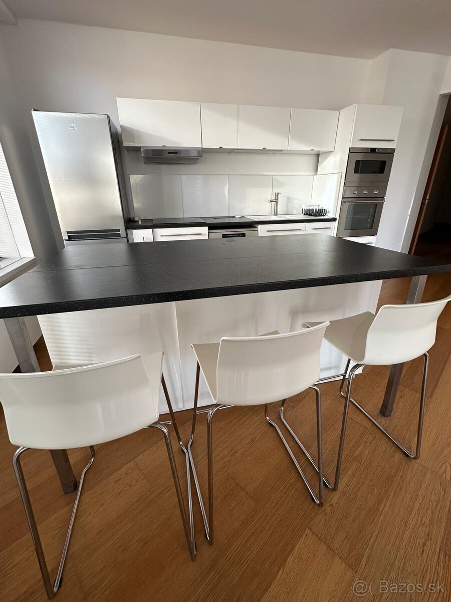 Predam kuchynu - 12