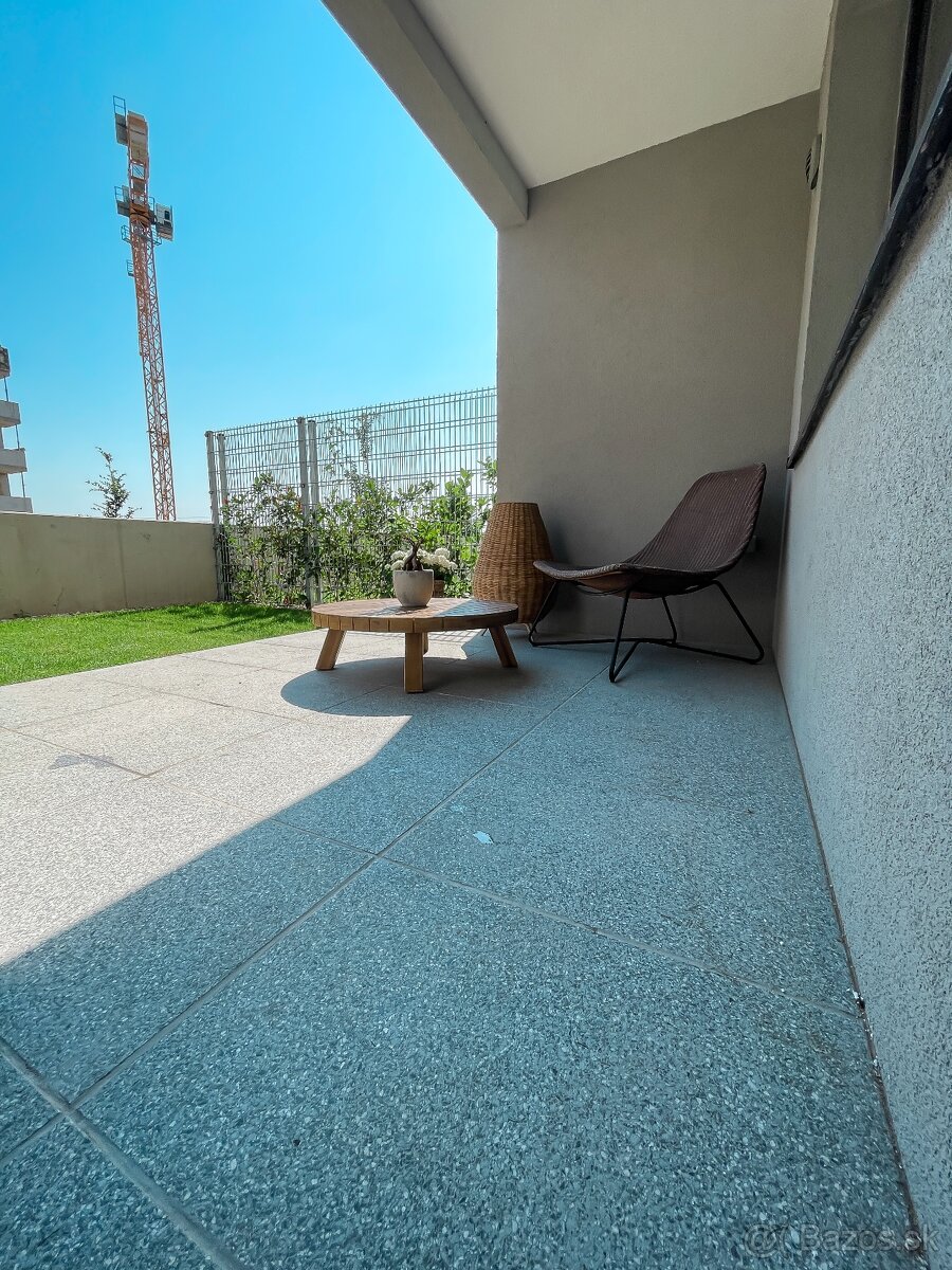 ŠTÝLOVÉ BÝVANIE V ARBORII – NOVÝ 2-IZBOVÝ BYT NA PRENÁJOM - 12