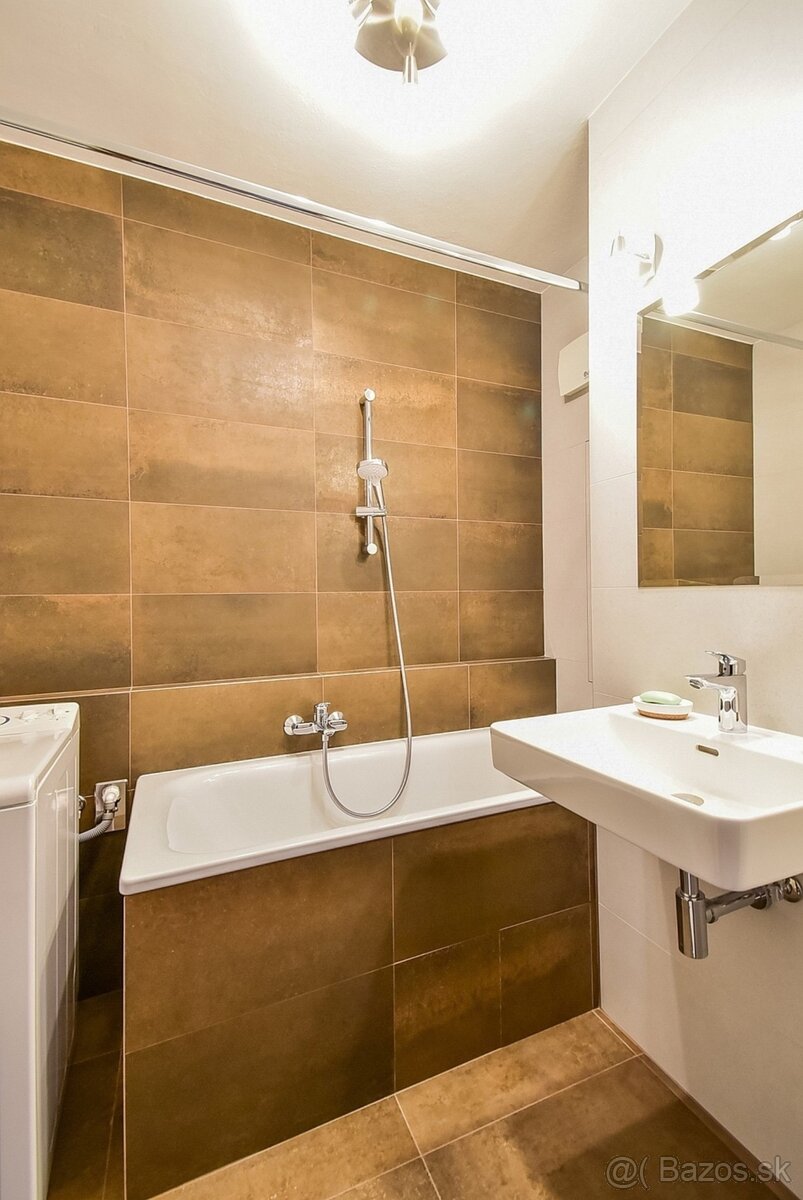 Na prenájom 3 izbový byt - Voľný ihned - 12