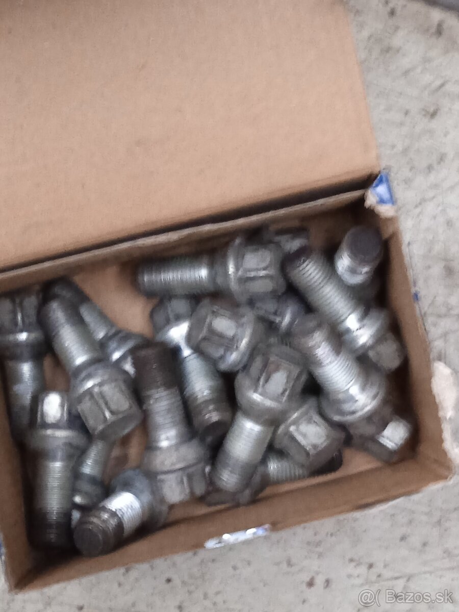 AL DISKY 5X100 R16 SKODA - 12