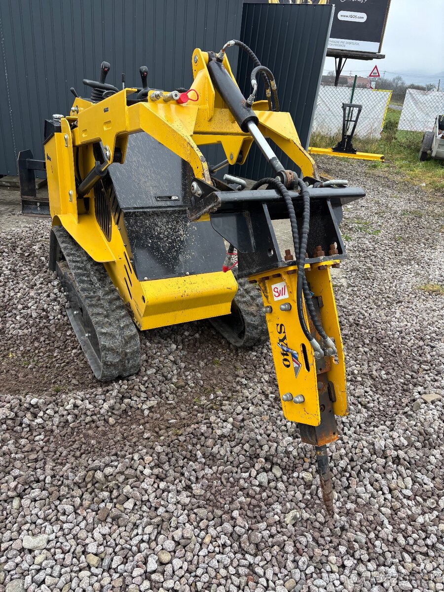 Mini nakladac 2024 - 12