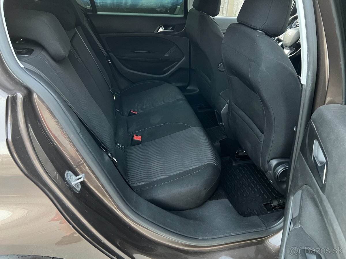 Peugeot 308 2.0 BlueHDi AUTOMAT - 12