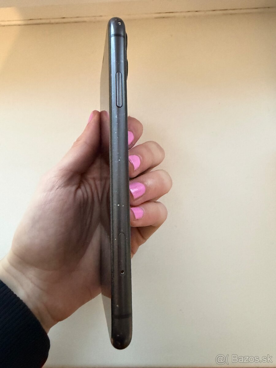 Iphone 11 128GB +nabíjačka, sluchadlá - 12