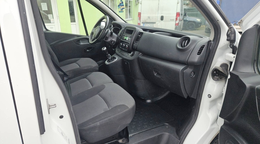 RENAULT TRAFIC - PREDAJ AJ NA SPLÁTKY OD 0% AKONTÁCIE - 12