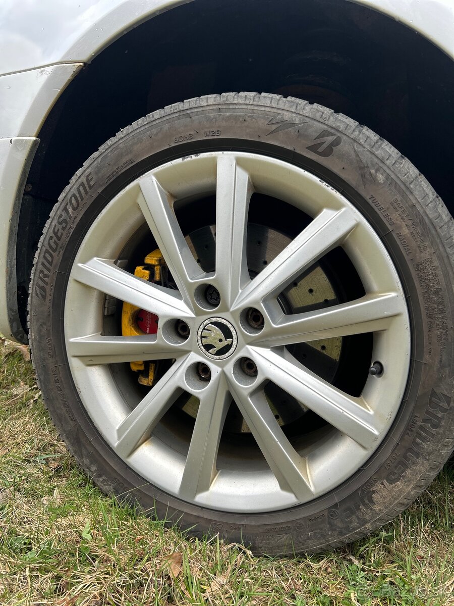 Škoda Octavia 2 1.9TDi 4x4 - 12