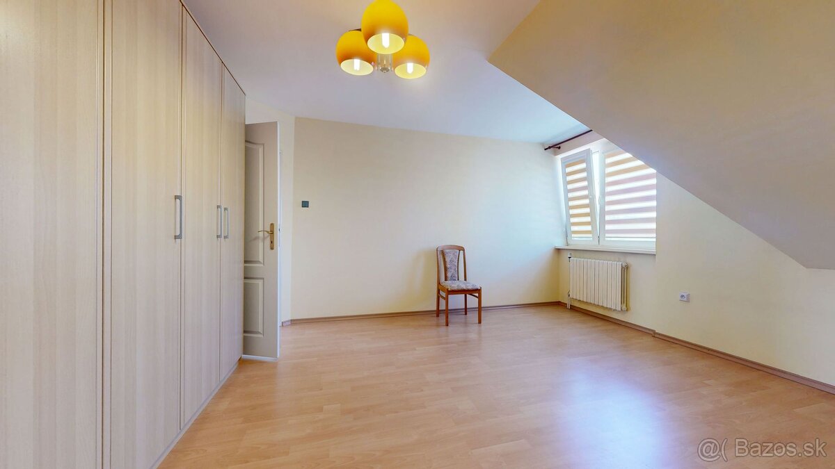 Rodinný dom v Bielom Kostole – 4 spálne, garáž, krásna záhra - 12