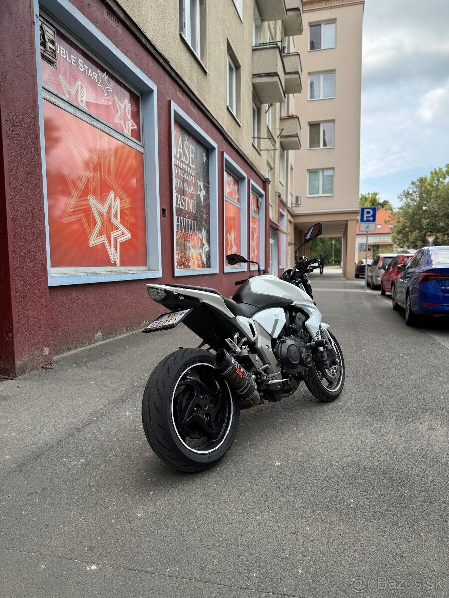 Honda cb1000r - 12