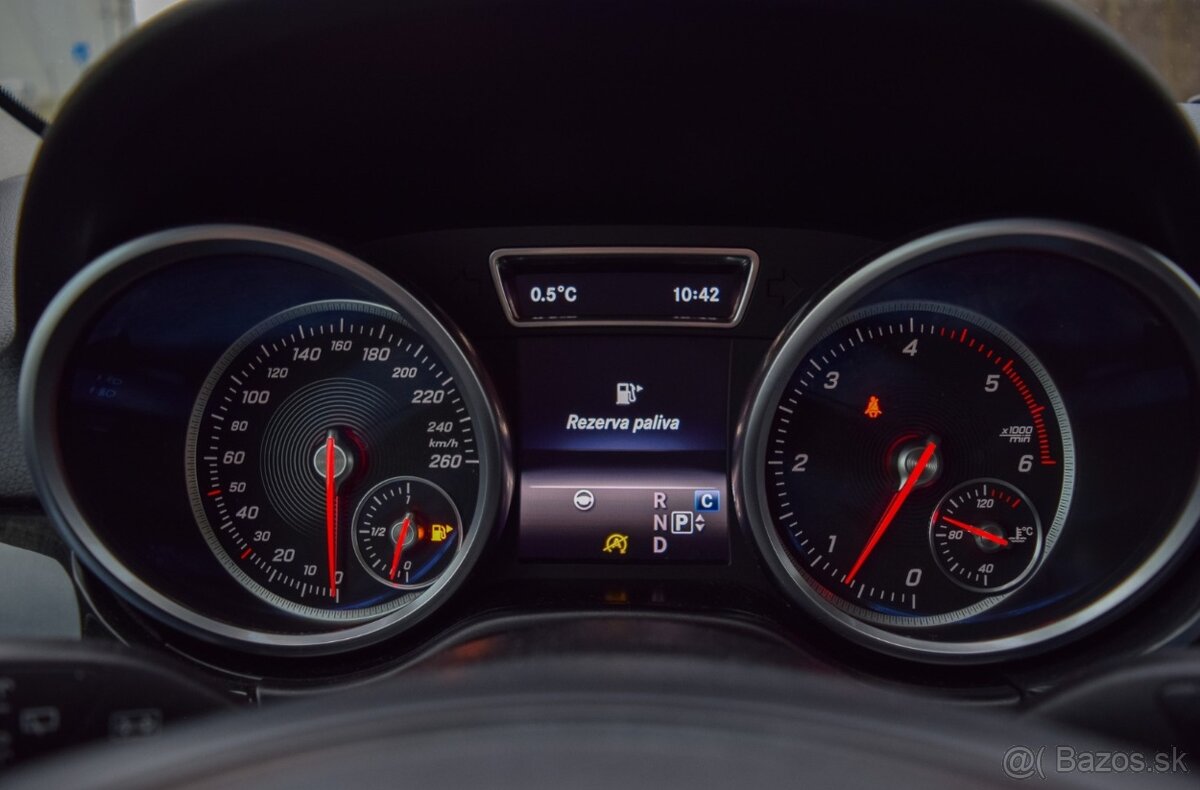 Mercedes-Benz GLE 350d 4Matic - 12