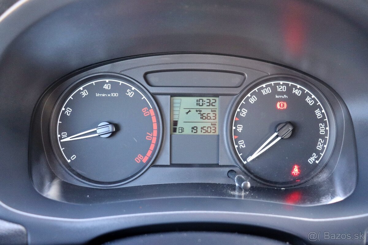 Škoda Fabia 1.4 i 16V Classic - 12