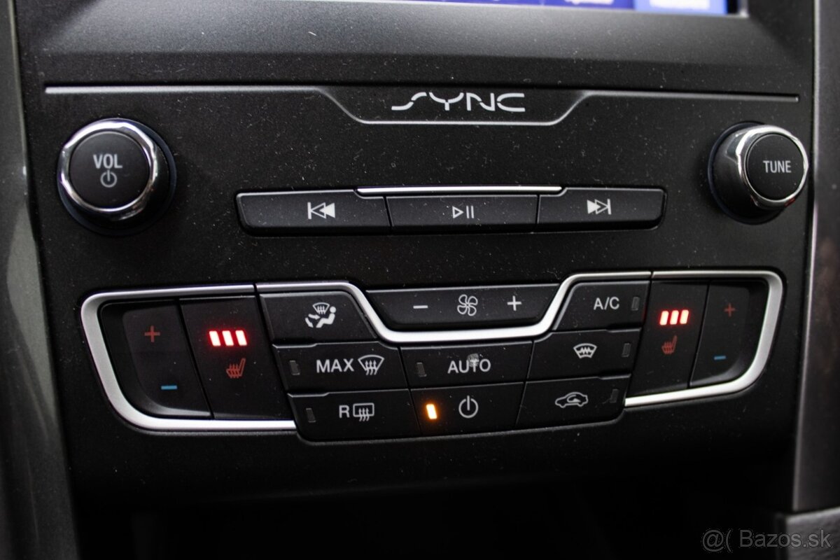 Mondeo, servisované, letní kola v ceně - 12