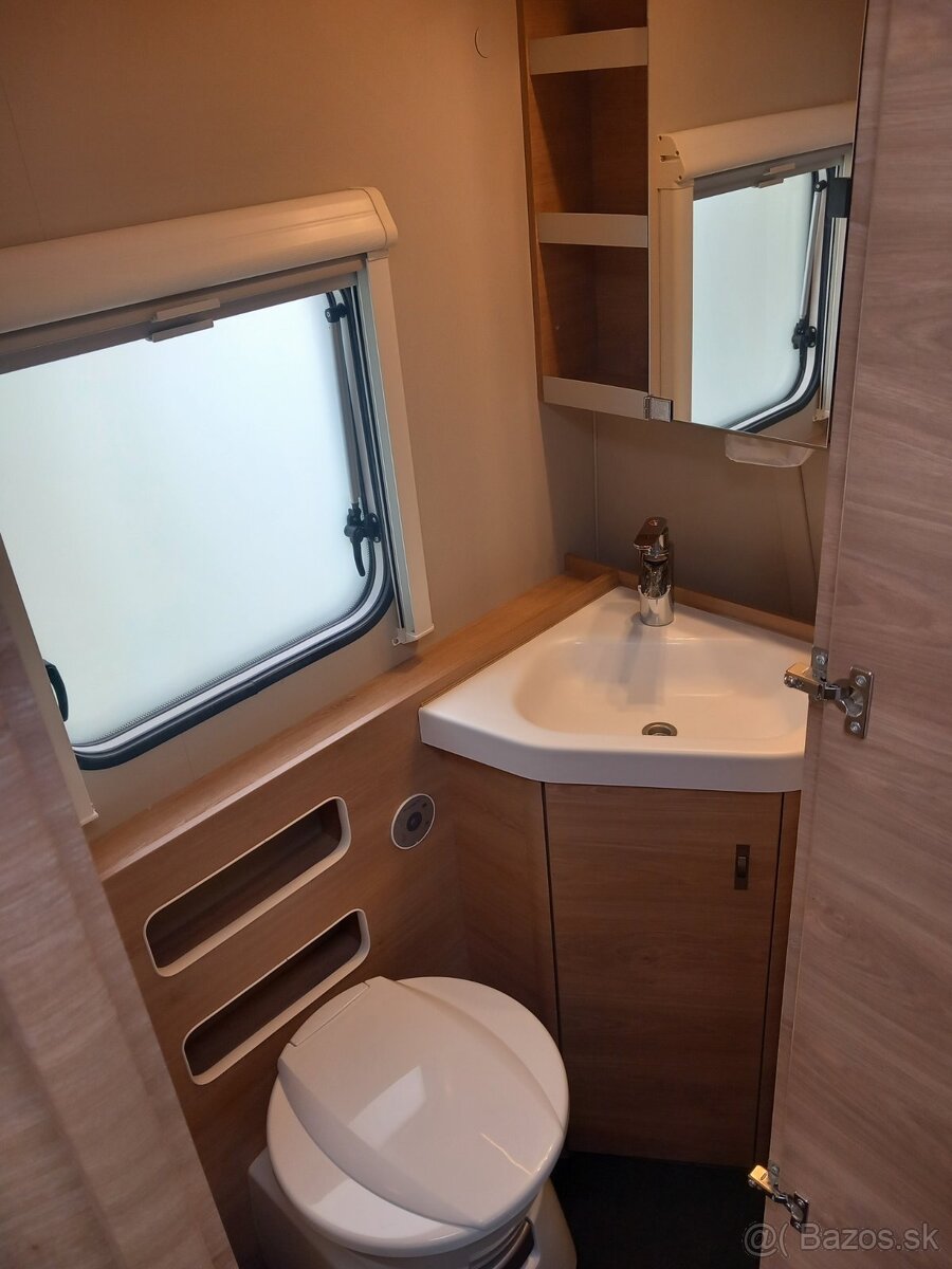 Knaus Sudwind 500 QDK obytný príves - 12